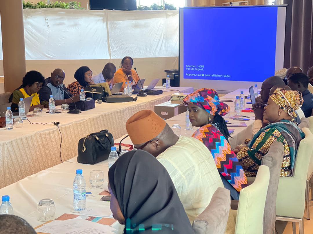 𝗟𝗲𝘀 𝗰𝗼𝗻𝘁𝗼𝘂𝗿𝘀 𝗱𝘂 𝗣𝗔𝗖𝗔𝗦𝗘𝗡 𝗲𝘅𝗽𝗹𝗶𝗾𝘂𝗲́𝘀 𝗮𝘂𝘅 𝗺𝗮𝗶𝗿𝗲𝘀 𝗱𝗲 𝗗𝗮𝗸𝗮𝗿 