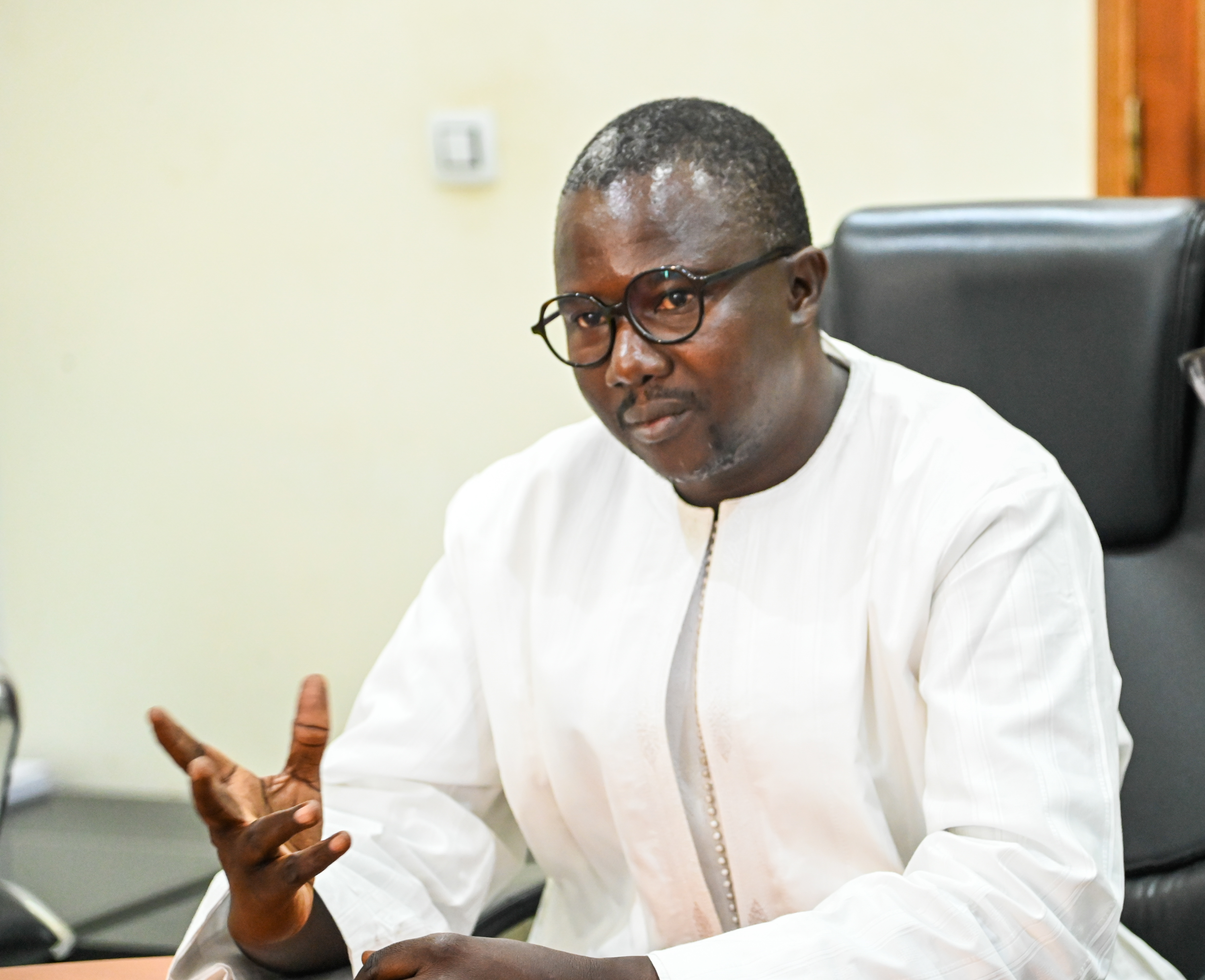 DR MAMOUTH DIOP,  DIRECTEUR GÉNÉRAL DE L’ADM